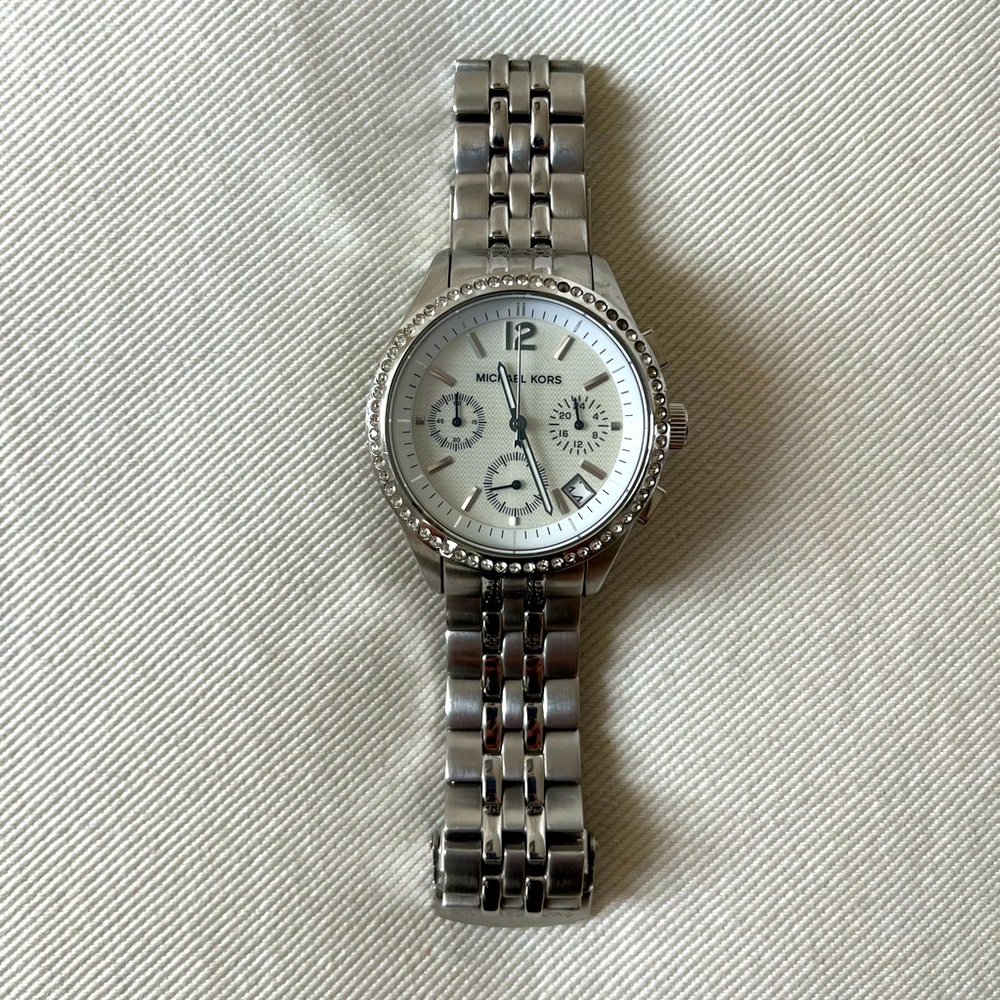 Michael Kors Chronograph Stainless Steel Bracelet Watch - Picture 4 of 5